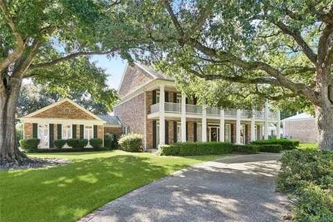77 CHATEAU MAGDELAINE Drive, Kenner, LA 70065