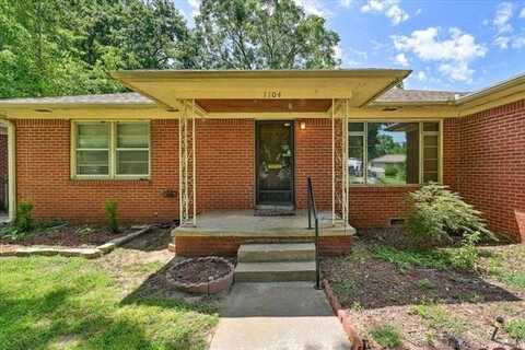 1104 E 53rd Place, Tulsa, OK 74105