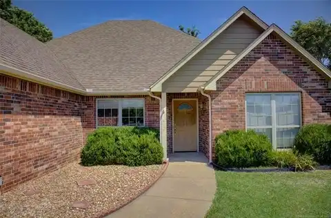 1709 Caddo Street, Oologah, OK 74053