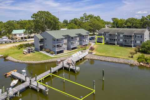 303 Midyette Street, Oriental, NC 28571