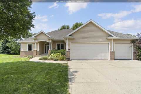 588 Sandstone Cir, Dakota Dunes, SD 57049
