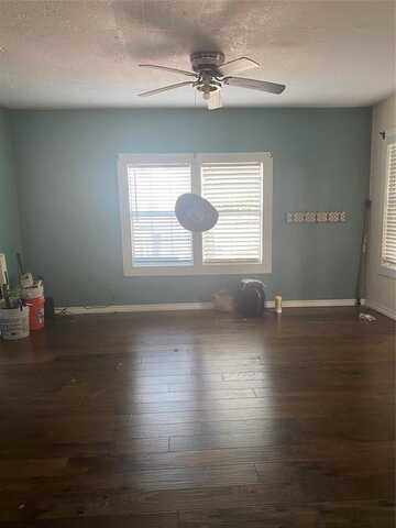3225 S Douglas Avenue, Oklahoma City, OK 73109