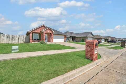 2304 SW 45th Street, Lawton, OK 73505