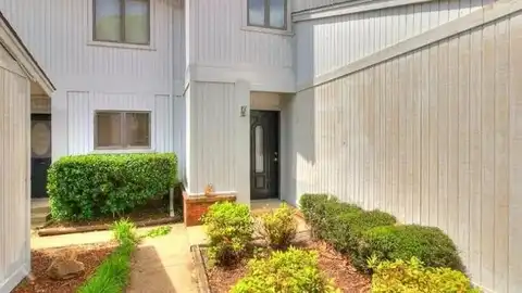 3212 Meadow Avenue, Norman, OK 73072