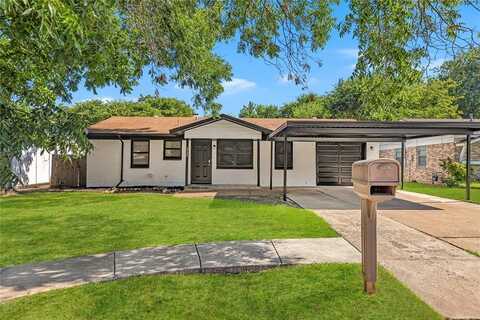 5724 Bowling Drive, Watauga, TX 76148