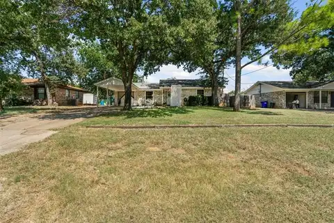 153 Rhoades Street, Azle, TX 76020