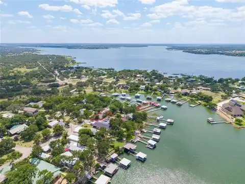 130 Lake Drive, Brownwood, TX 76801