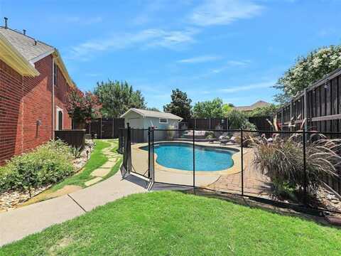 8043 Staley Drive, Frisco, TX 75036