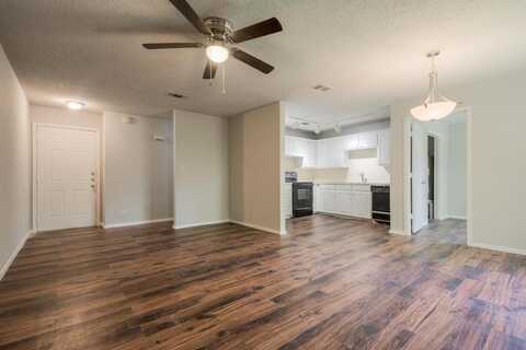 244 W McFarland Street, Bells, TX 75414