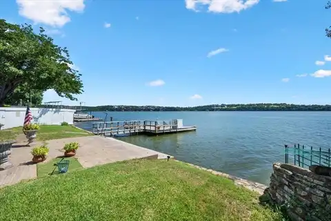 4115 Lands End Court, Granbury, TX 76048
