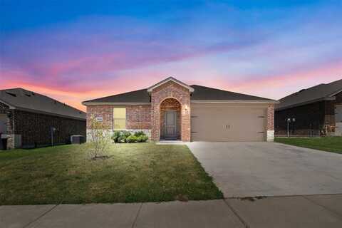 2004 Princeton Avenue, Farmersville, TX 75442