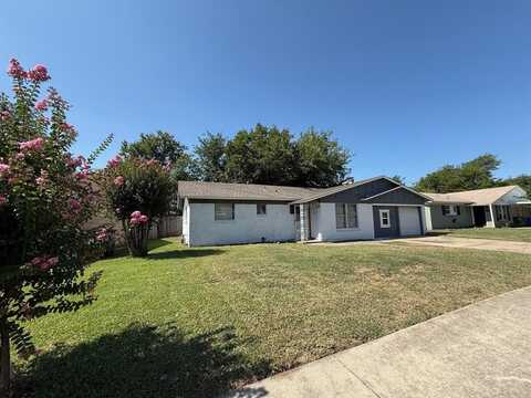 5736 Shipp Drive, Watauga, TX 76148