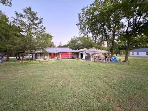 211 NE 3rd Street, Kerens, TX 75144