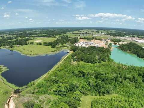 50 County Road 3227, Mount Pleasant, TX 75455