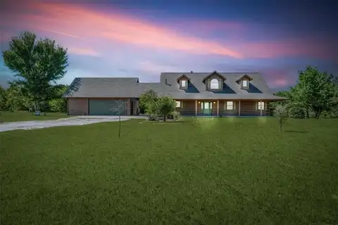 7516 Fm 121, Van Alstyne, TX 75495