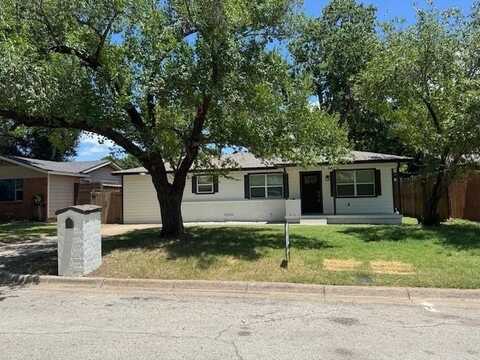 320 Anderson Drive, Hurst, TX 76053