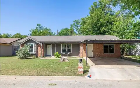 2309 13th Street, Brownwood, TX 76801