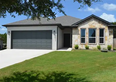5402 Lamota Court, Granbury, TX 76048