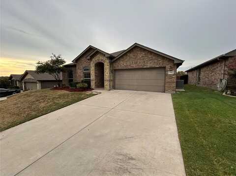 7908 Wilson Cliff Court, White Settlement, TX 76108