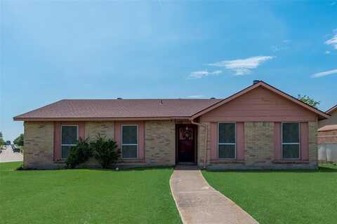 1102 Meadow Creek Drive, Lancaster, TX 75146