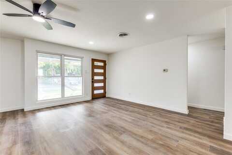 2141 Avis Street, Mesquite, TX 75149
