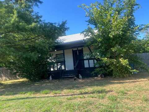 105 W 5th Street, Atoka, OK 74525