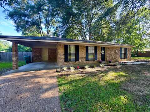 12 Perry Ave, Grenada, MS 38901