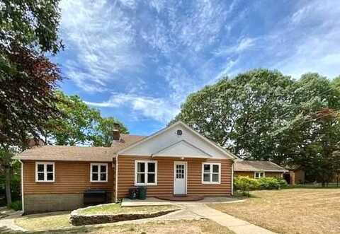 40 Garden Road, Rocky Point, NY 11778