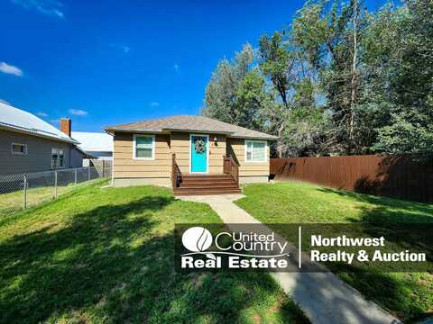 638 S 3rd Ave E, Malta, MT 59538