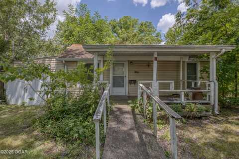 1205 Wisconsin Avenue, Joplin, MO 64801