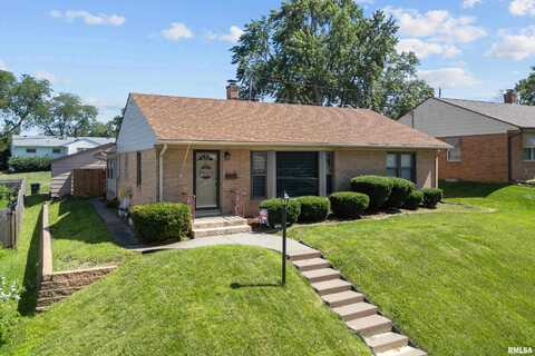 2827 FILLMORE Lane, Davenport, IA 52804