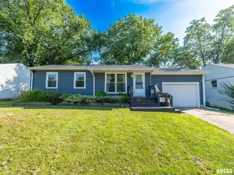 1823 COLUMBUS Drive, Pekin, IL 61554