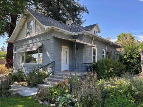 110 E Alder, Palouse, WA 99161