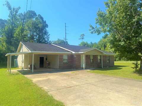 1704 Pine St, Flomaton, AL 36441