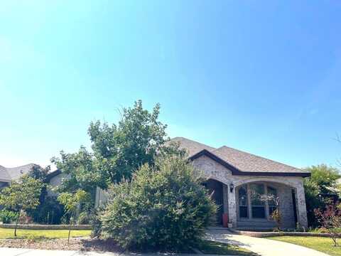 5809 Sabine Dr, Midland, TX 79707