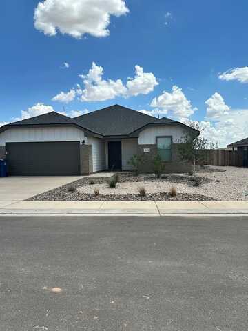8104 E County Rd 115, Midland, TX 79706