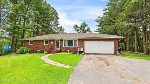 4250 Bear Creek Boulevard, Bear Creek Township, PA 18702