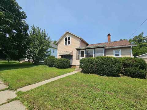 302 E Park, MORRISON, IL 61270