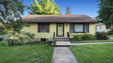 210 W state, CHERRY VALLEY, IL 61016