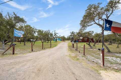 2245 Murphy Rd, Aransas Pass, TX 78336