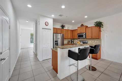 637 SW 3rd AVE, Pompano Beach, FL 33060