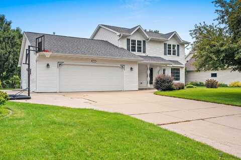 2907 BAYLITE Drive, GREEN BAY, WI 54313