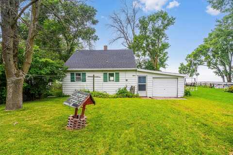 N9015 DEBAKER Lane, LUXEMBURG, WI 54217