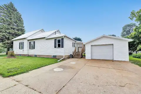 921 VELP Avenue, GREEN BAY, WI 54303