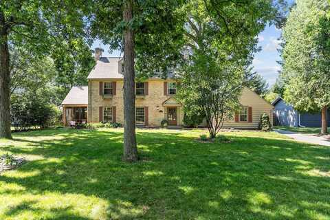 1309 NICOLET Boulevard, NEENAH, WI 54956