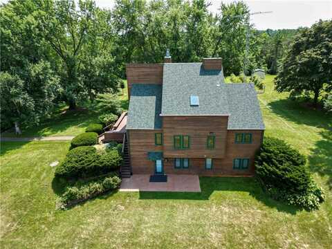 1515 Deerfield Road, Eau Claire, WI 54701