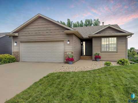 5817 W Bream Ct, Sioux Falls, SD 57107