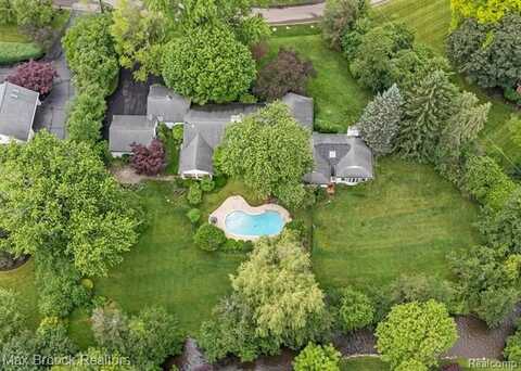 130 Endicott Road, Bloomfield Hills, MI 48304