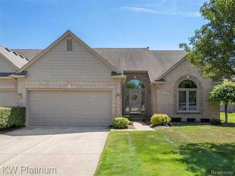 20410 Hillsboro Drive, Macomb, MI 48044