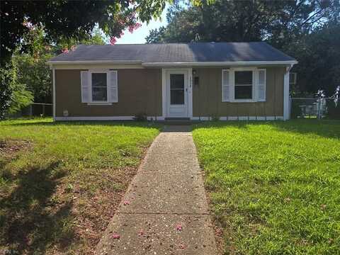 7020 Clayton Drive, Norfolk, VA 23513